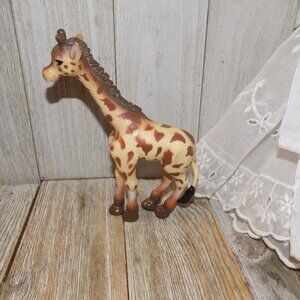 GIRAFFEE PLASTIC TOY PLAYSET TOY , Safari Toy, Cake Topper *